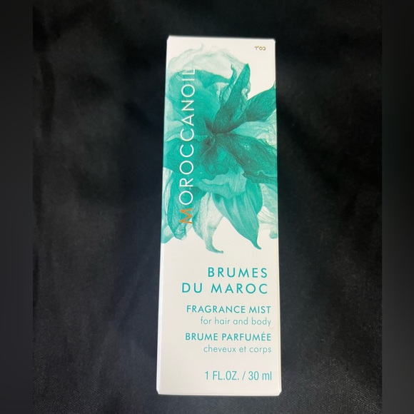 NIB 3 piece Moroccan Oil Fragrance Mist, scented candle and brush keychain . - Picture 3 of 8